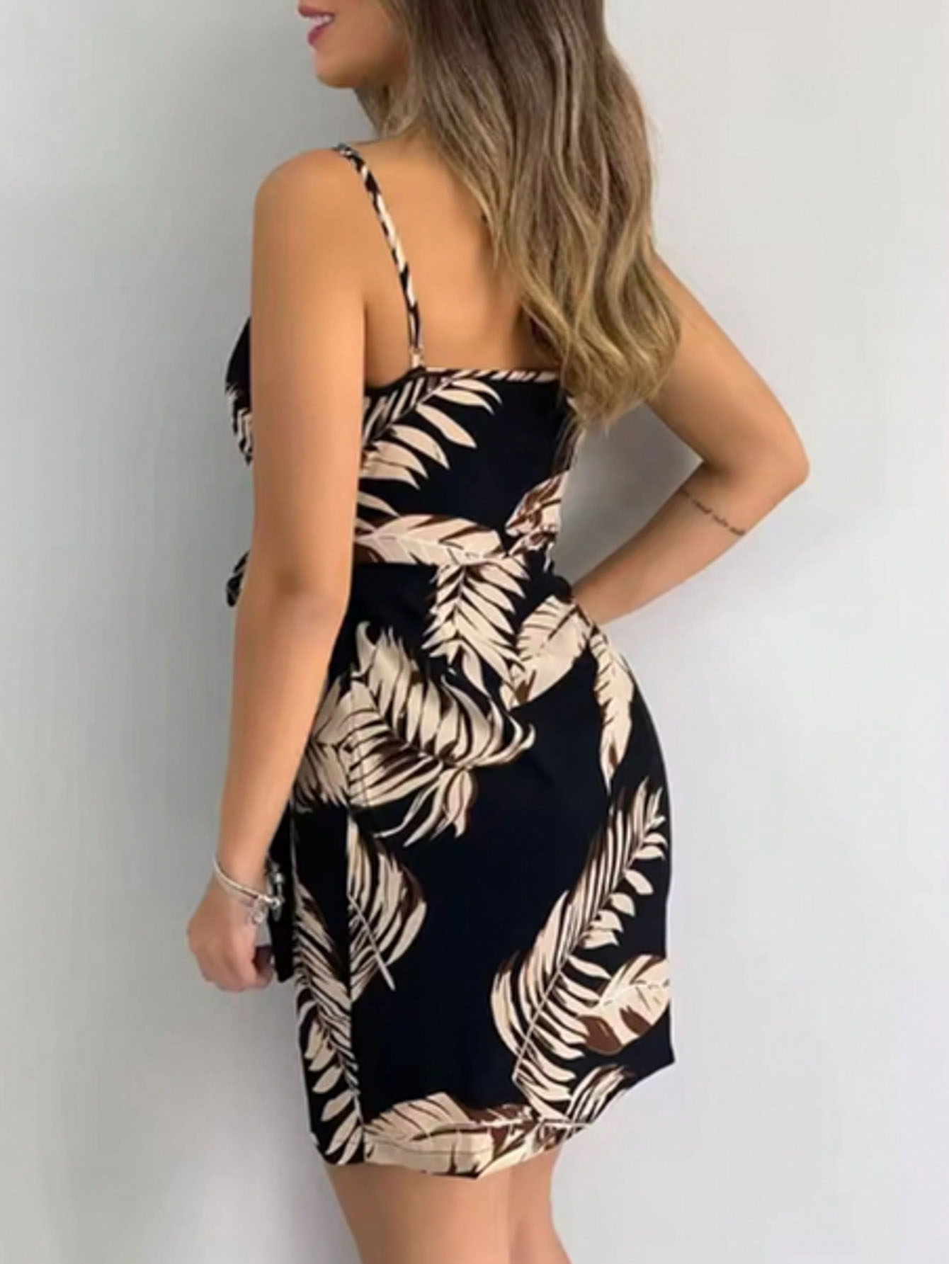 Women's Floral Print Spaghetti - огляд і ціна French Vintage Floral Midi Dress